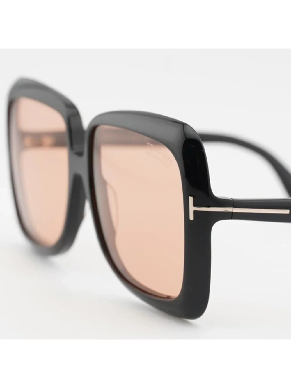 Tom Ford Lorelai FT1156 01E Sunglasses Black Butterfly Frame, Photochromic Lense - Picture 3 of 10